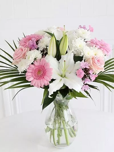 Florist’s Choice – Perfect Pink – same-day flower delivery Pakistan | Proflowers.pk