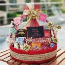 Grand Luxury Basket – same-day flower delivery Pakistan | Proflowers.pk