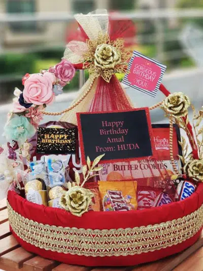 Grand Luxury Basket – same-day flower delivery Pakistan | Proflowers.pk