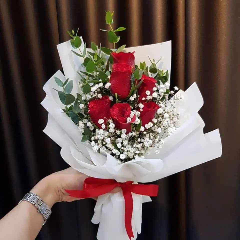 Eternal Love Bouquet – same-day flower delivery Pakistan | Proflowers.pk