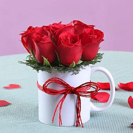 RED ROSES WITH WHITE MUG